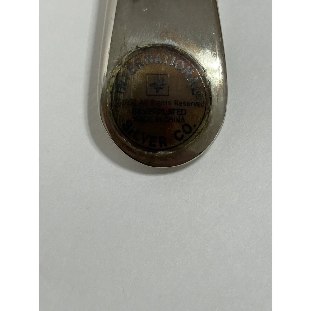 Vintage International Silverplated Cake Lasagna Server with Etched Floral Design